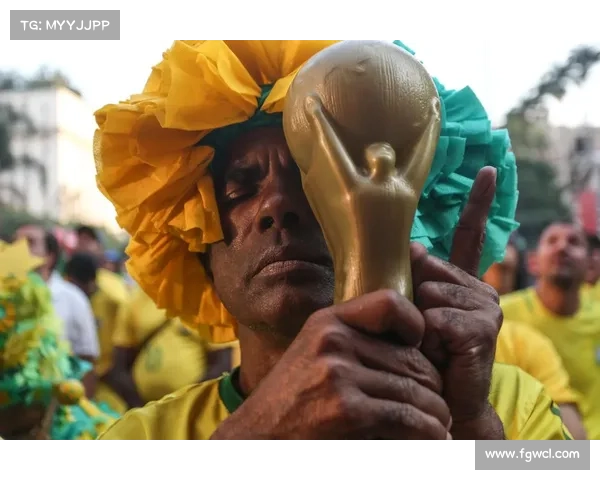 圣保罗球员误饮球迷递水导致入院 检测结果显示含高浓度兴奋剂